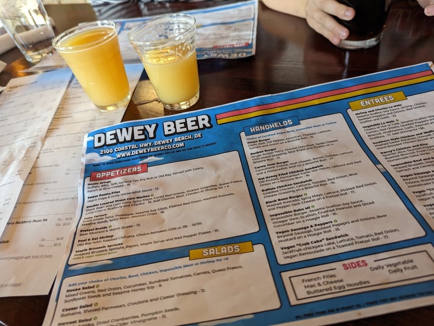 Dewey Beer Co.