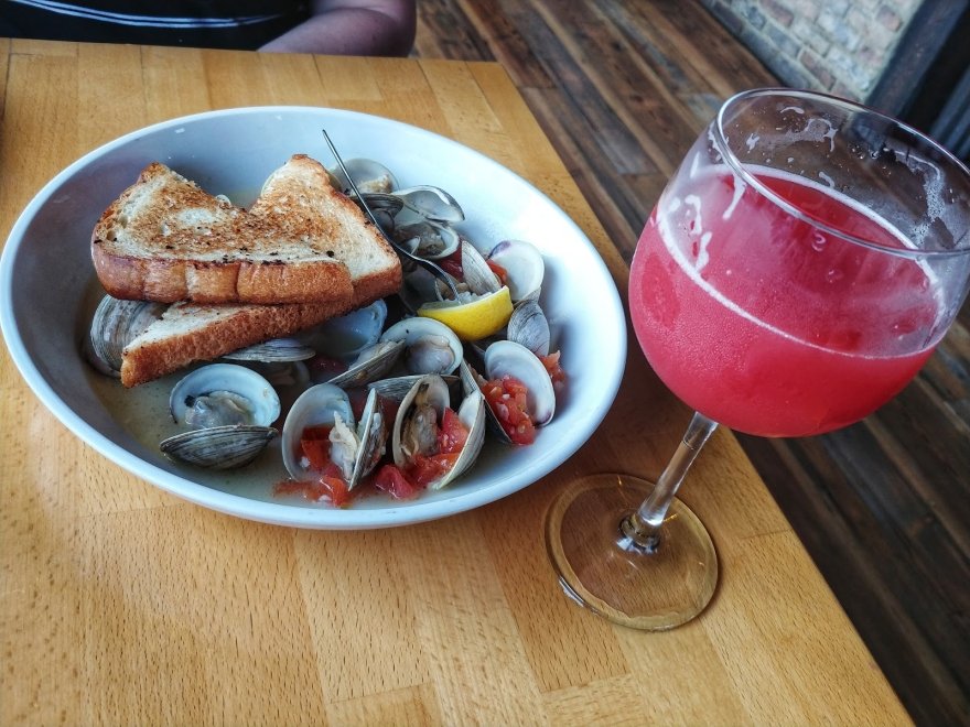 Dewey Beer Co.