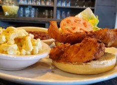 Beaches Seafood of Milton