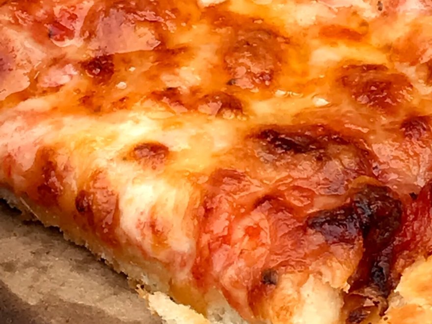 Louie's Pizza