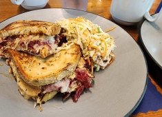 Daybreak Cafe