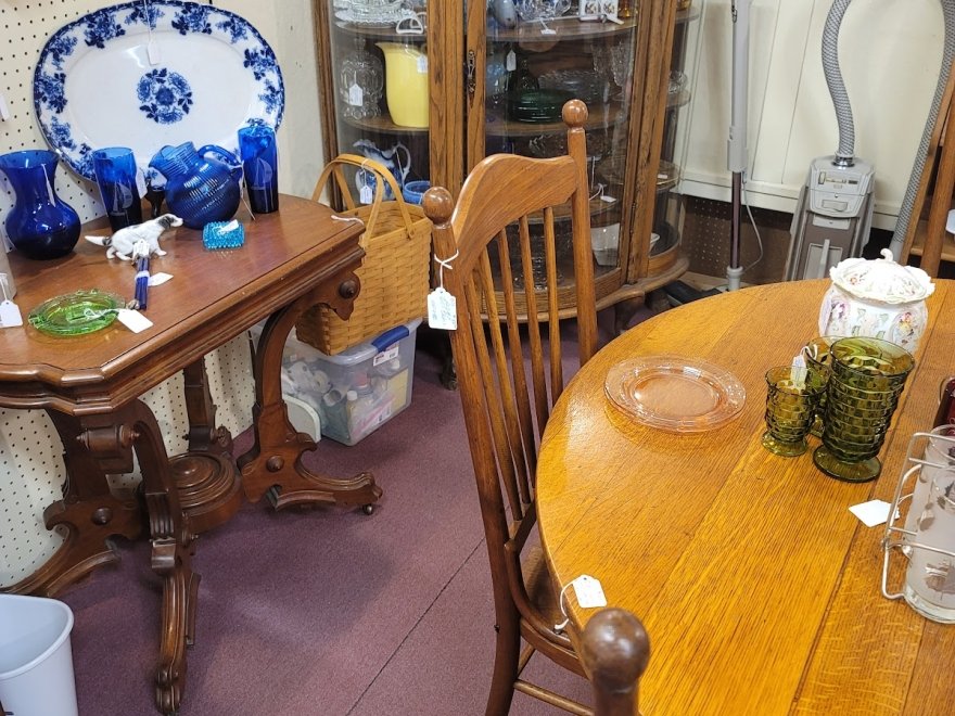 Heritage Antiques Market