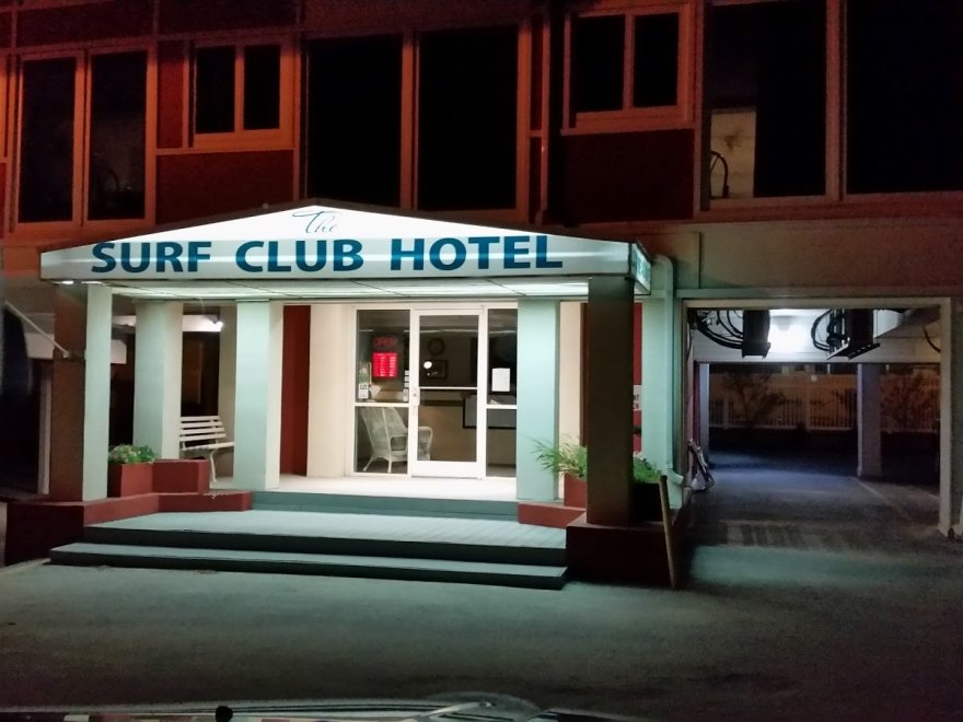 The Surf Club Oceanfront Hotel