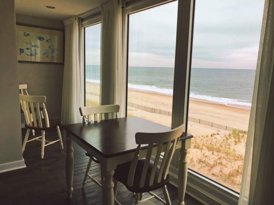 The Surf Club Oceanfront Hotel