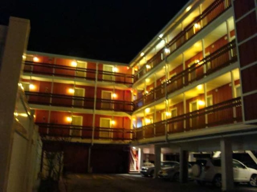 The Surf Club Oceanfront Hotel