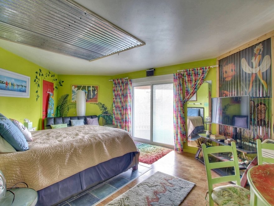 The Blue Water House