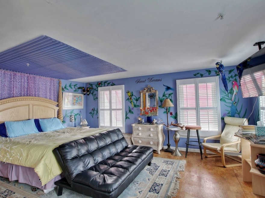 The Blue Water House