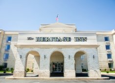 The 	Heritage Inn & Suites Rehoboth Beach