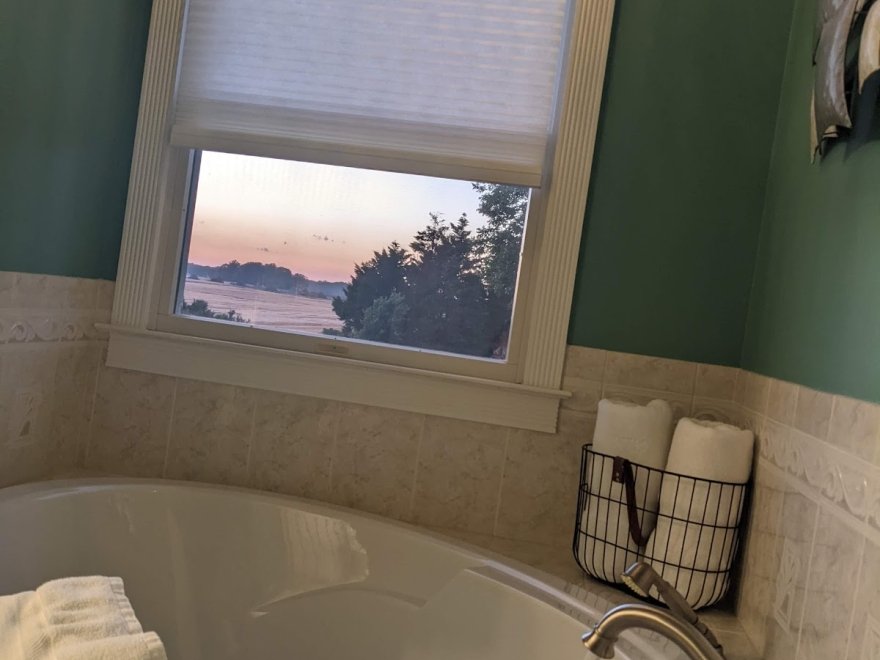 Mansion Farm Inn