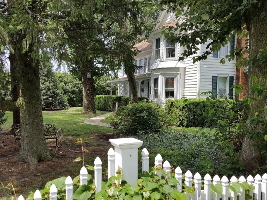 Mansion Farm Inn