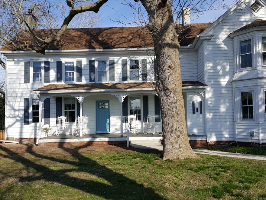 Mansion Farm Inn